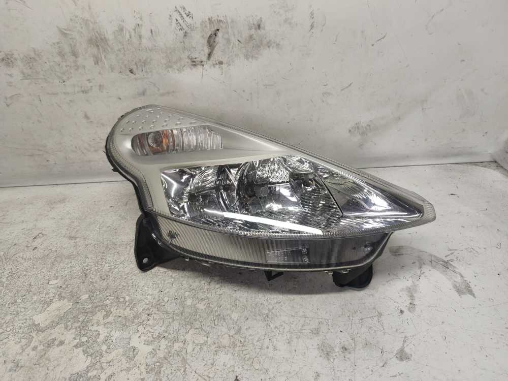 PHARE DROIT CITROEN - Vue 1